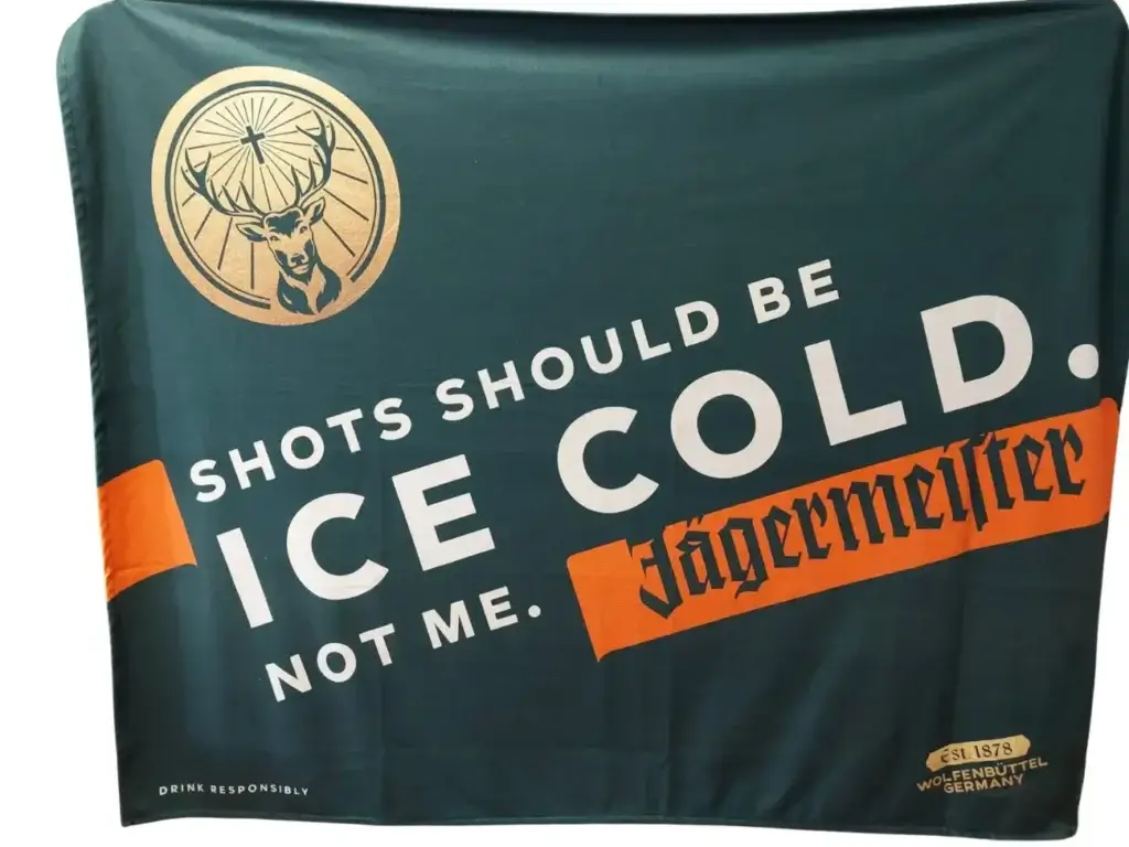 Fleecová deka s celoplošným sublimačním potiskem Jägermeister - event merch