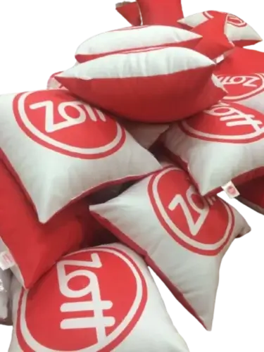 Promo polštářky s plnobarevným digitálním potiskem - firemní merch