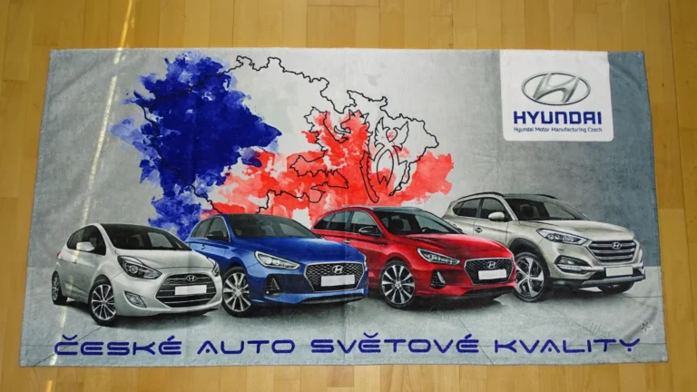 Reklamní ručník Hyundai s celoplošným plnobarevným digitálním potiskem